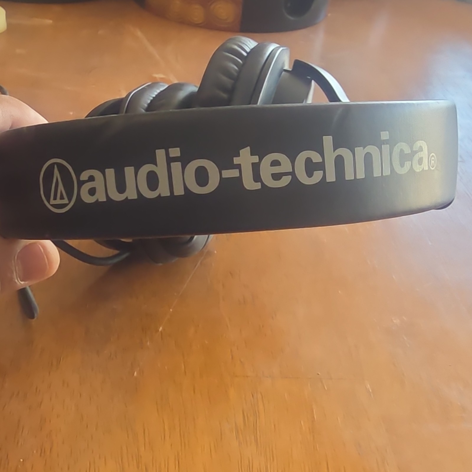 Audio-Technica ATH-M20x Over-Ear Headphones Black Wired DJ Studio Monitoring