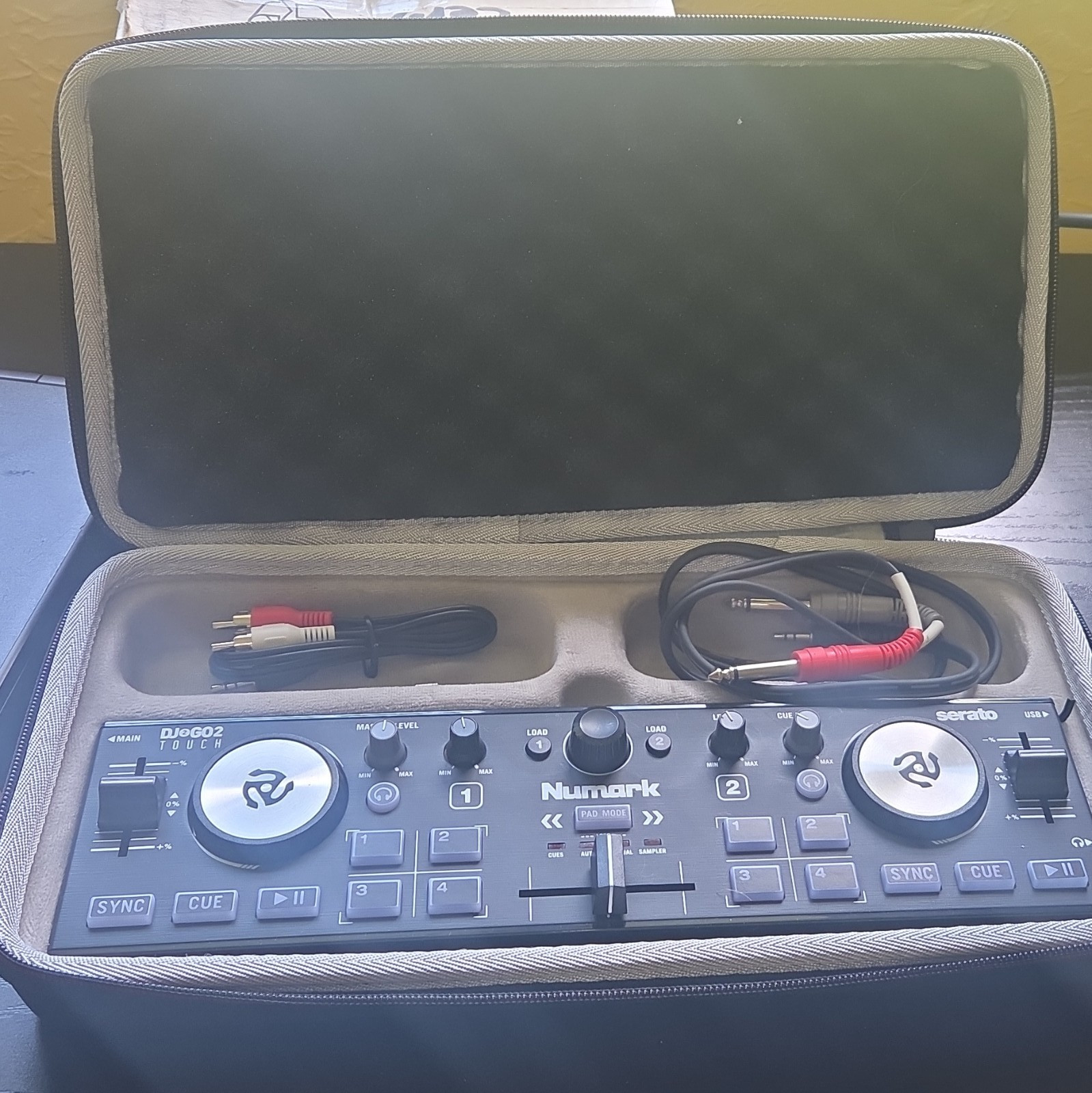 Numark DJ2GO2 Touch 2-Deck Tabletop DJ Controller Black w/ Case Cables