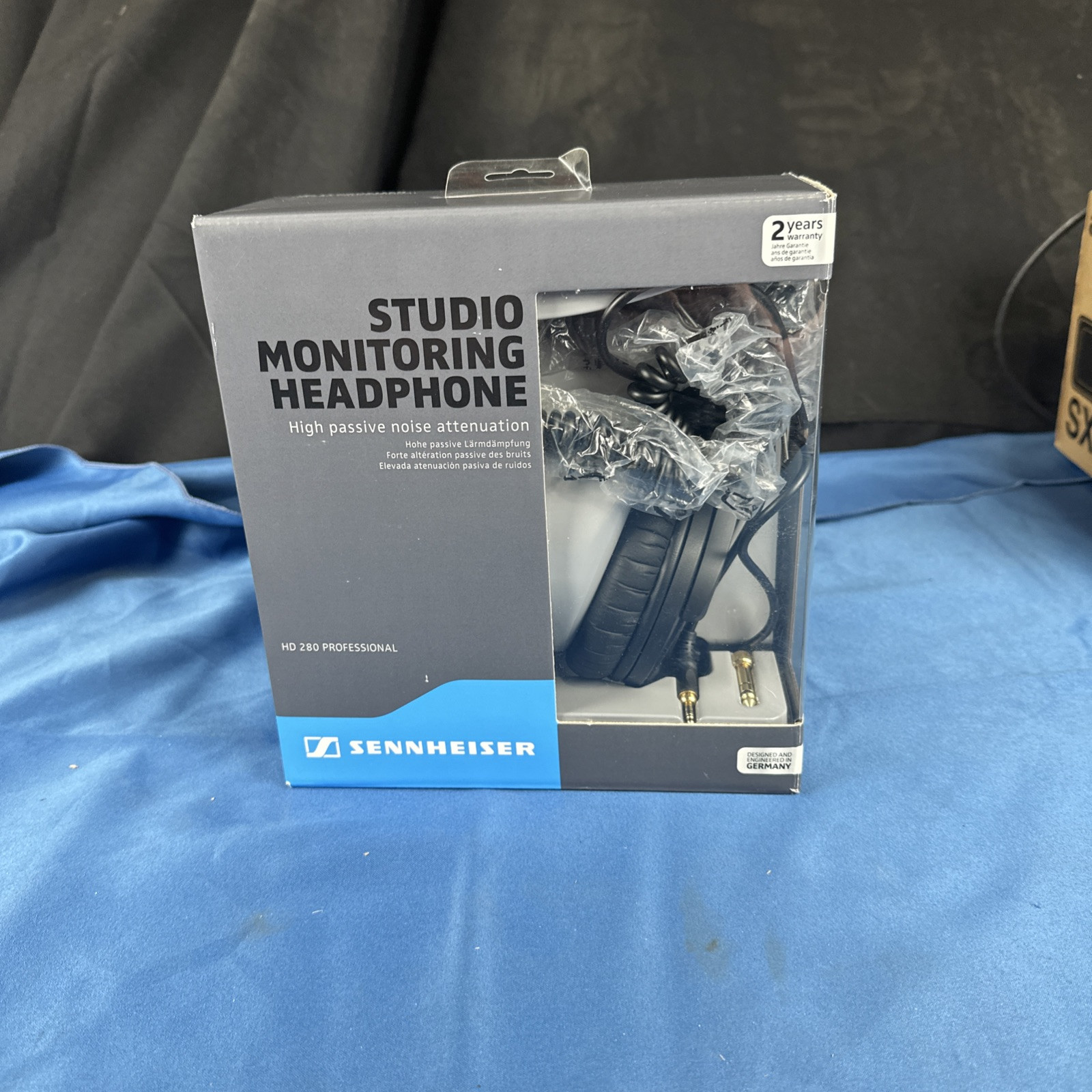 New Sennheiser HD 280 Pro Headphones Studio Monitoring Over The Ear