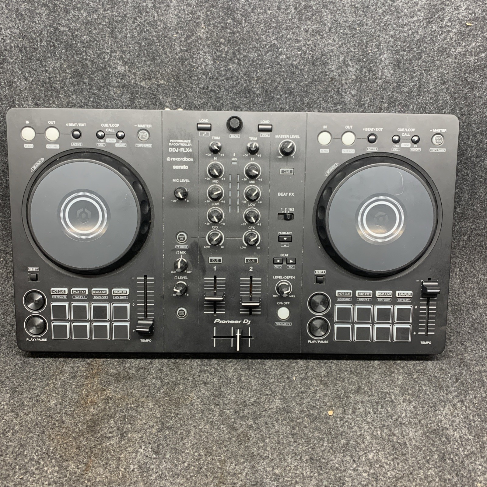 Pioneer DJ DDJ-FLX4 2-Channel 2-Deck DJ Controller USB-C Beat FX Black