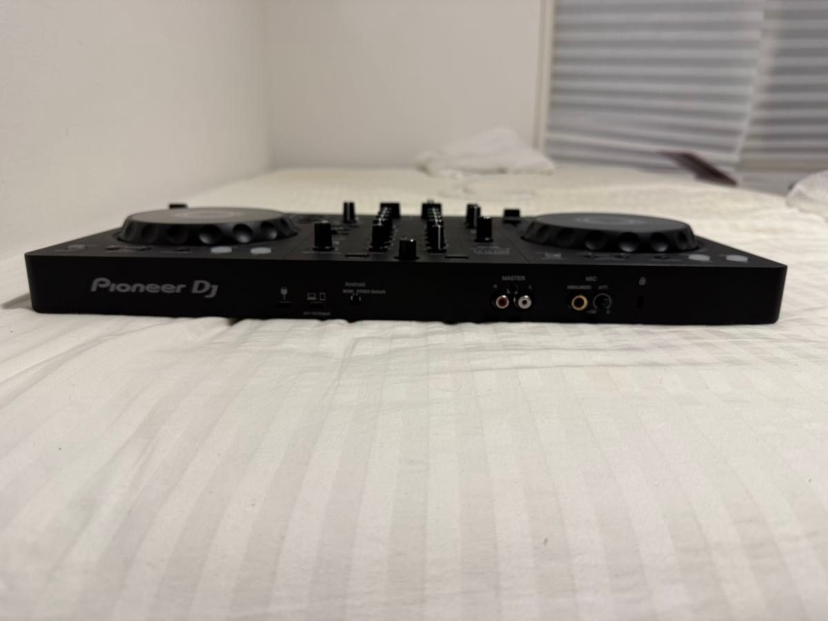 Pioneer DJ DDJ-FLX4 DJ Controller rekordbox Serato 2-Channel Black Excellent